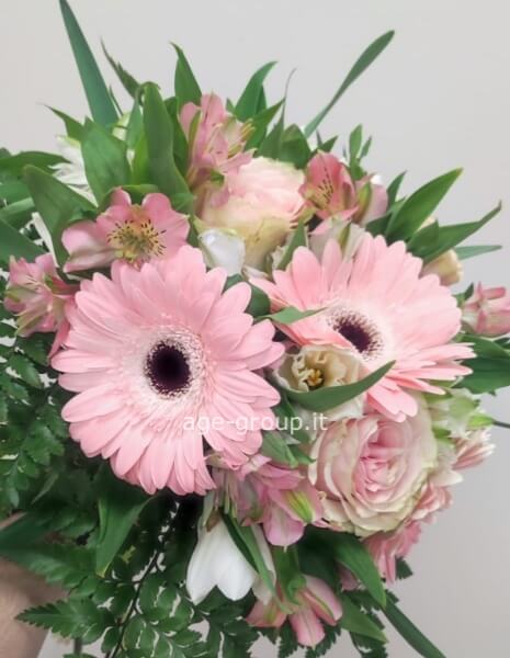 Bouquet gerbere astri e rose 