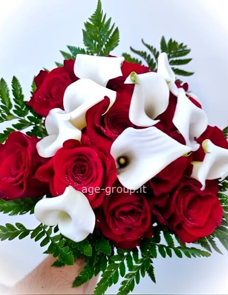 Bouquet di rose e calle 