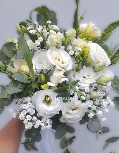 Bouquet lisiantus rose e gipstofila 